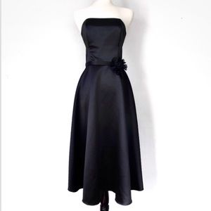 SOLD. Scott McClintock Formal Satin Strapless Gown